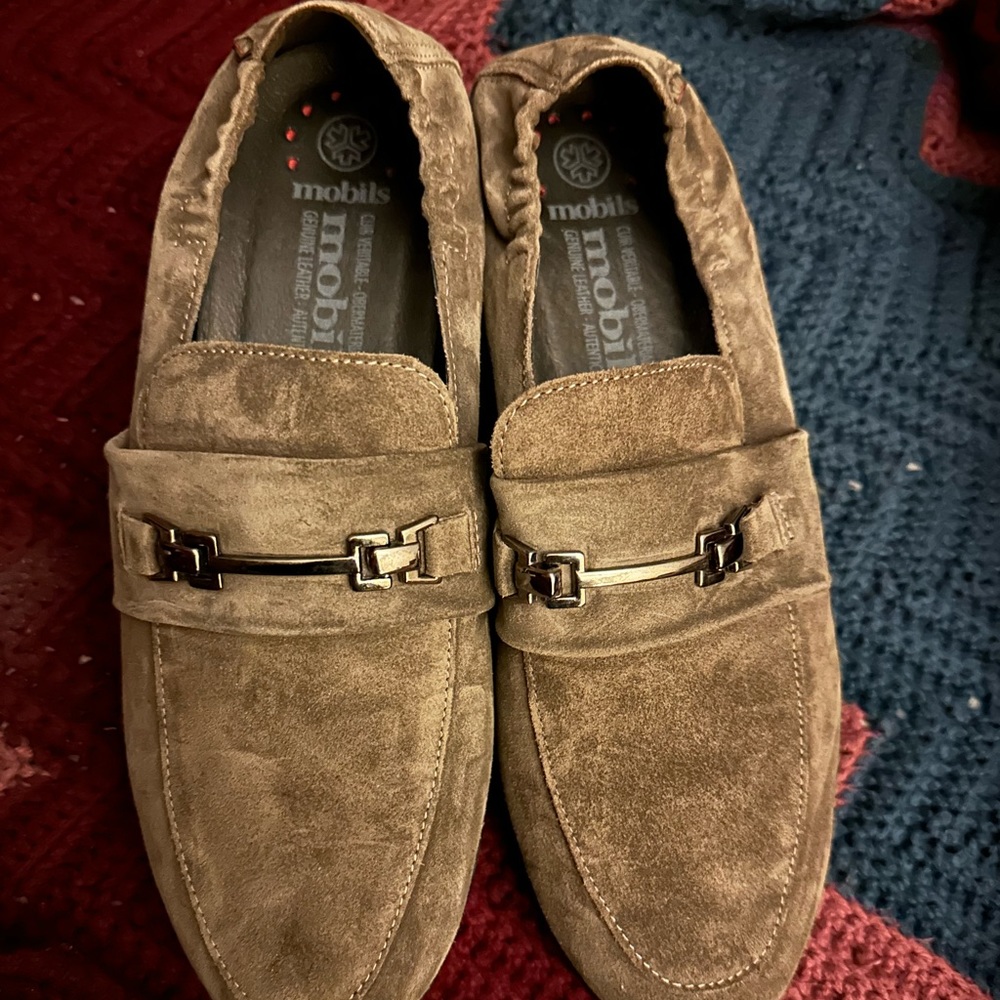 Velvet moccasins